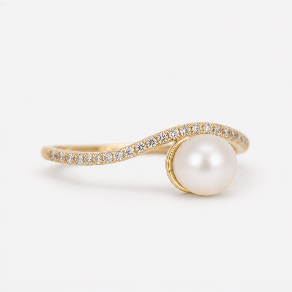 Top view of Tempo Embrace Freshwater Pearl Ring in 18kt Gold Vermeil with freshwater pearl and zircon | Cirque D'Or Canada USA