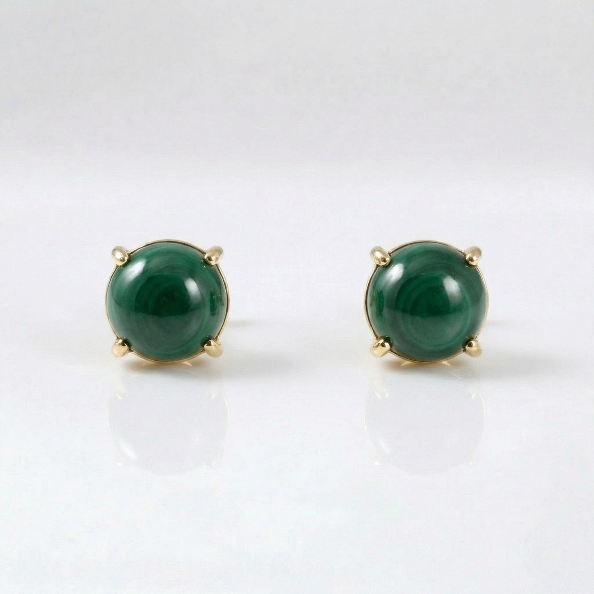 Tempo Origin malachite round stud earrings in 18kt gold vermeil over sterling silver | Cirque D'Or Canada USA