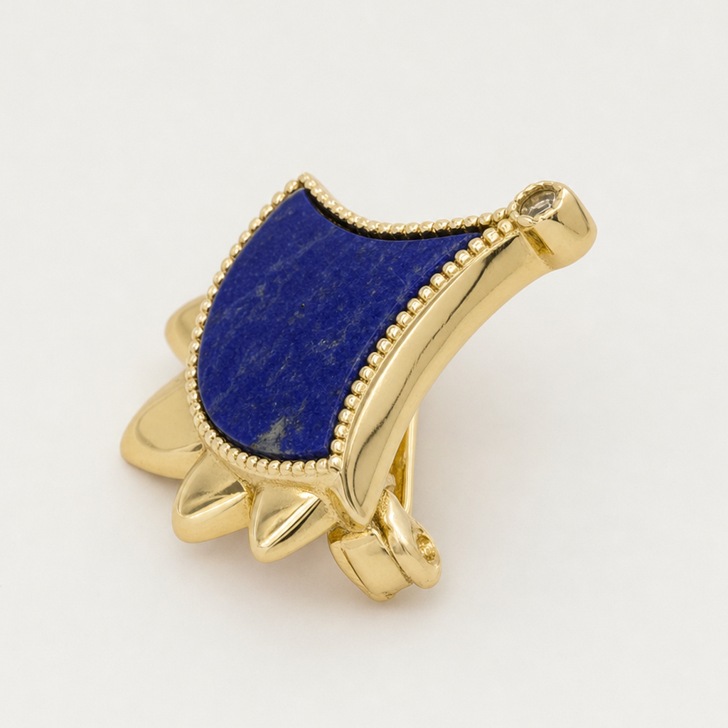 Side view of Dôme lapis brooch in 18kt gold vermeil over sterling silver | Cirque D'Or Canada USA