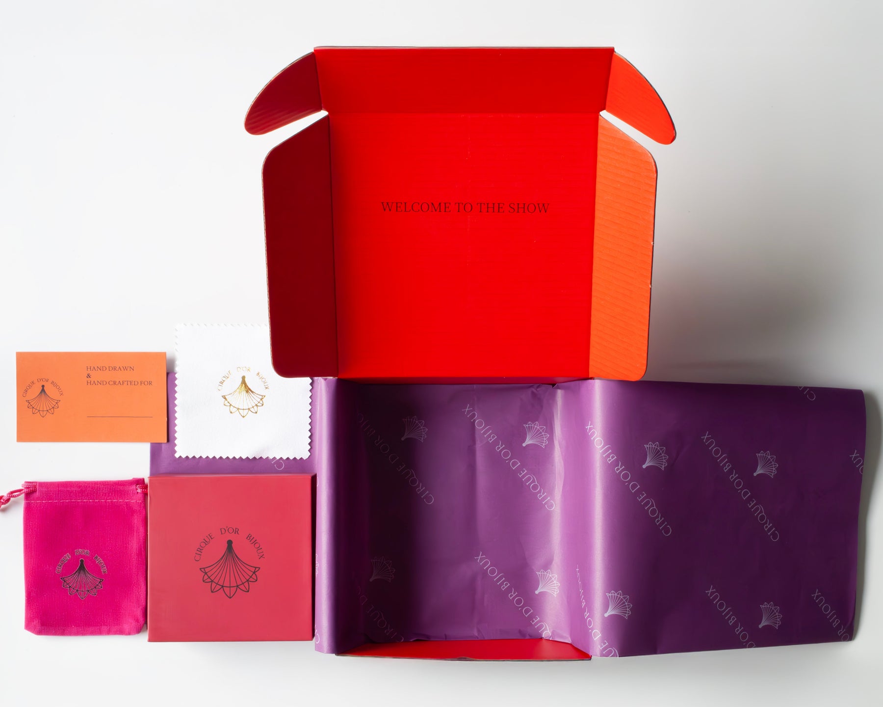 Cirque D’Or jewellery box and protective storage pouch