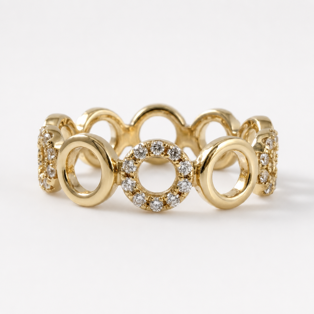 Gold vermeil Tempo Cyr Continuum Zircon Ring with interlocking circular links and pavé zircon in a continuous band | Cirque D'Or Canada USA